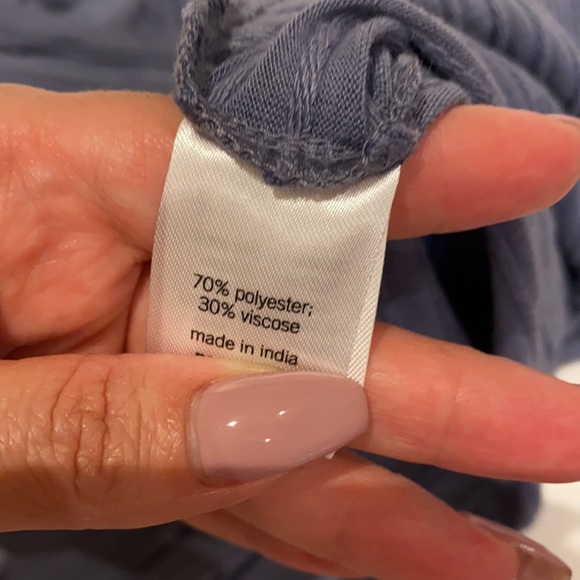 SO Shoulder Ruffle Tank - Q-8 - Picture 5 of 5